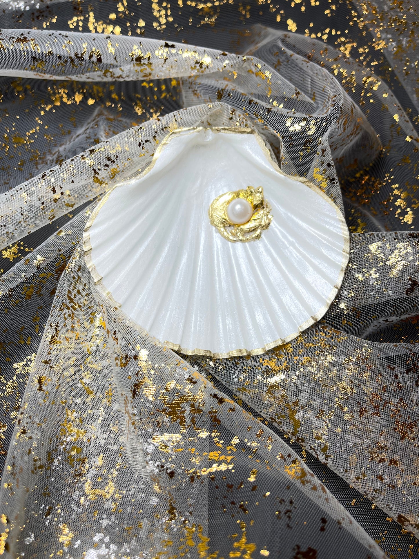 Gold Leaf Pearl Scallop Ring Dish