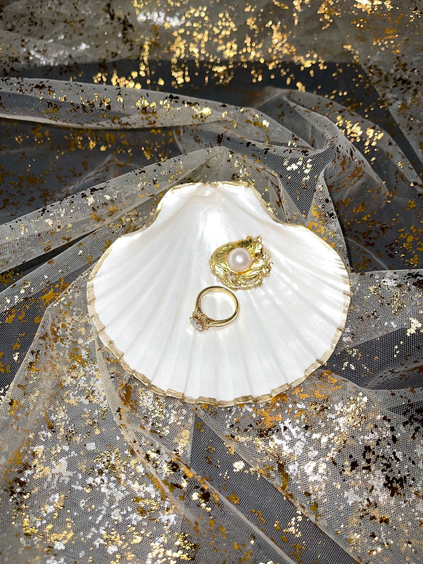 Gold Leaf Pearl Scallop Ring Dish