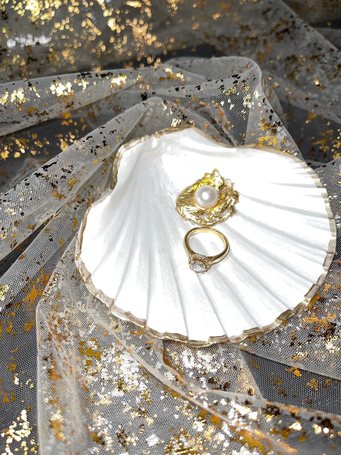 Gold Leaf Pearl Scallop Ring Dish