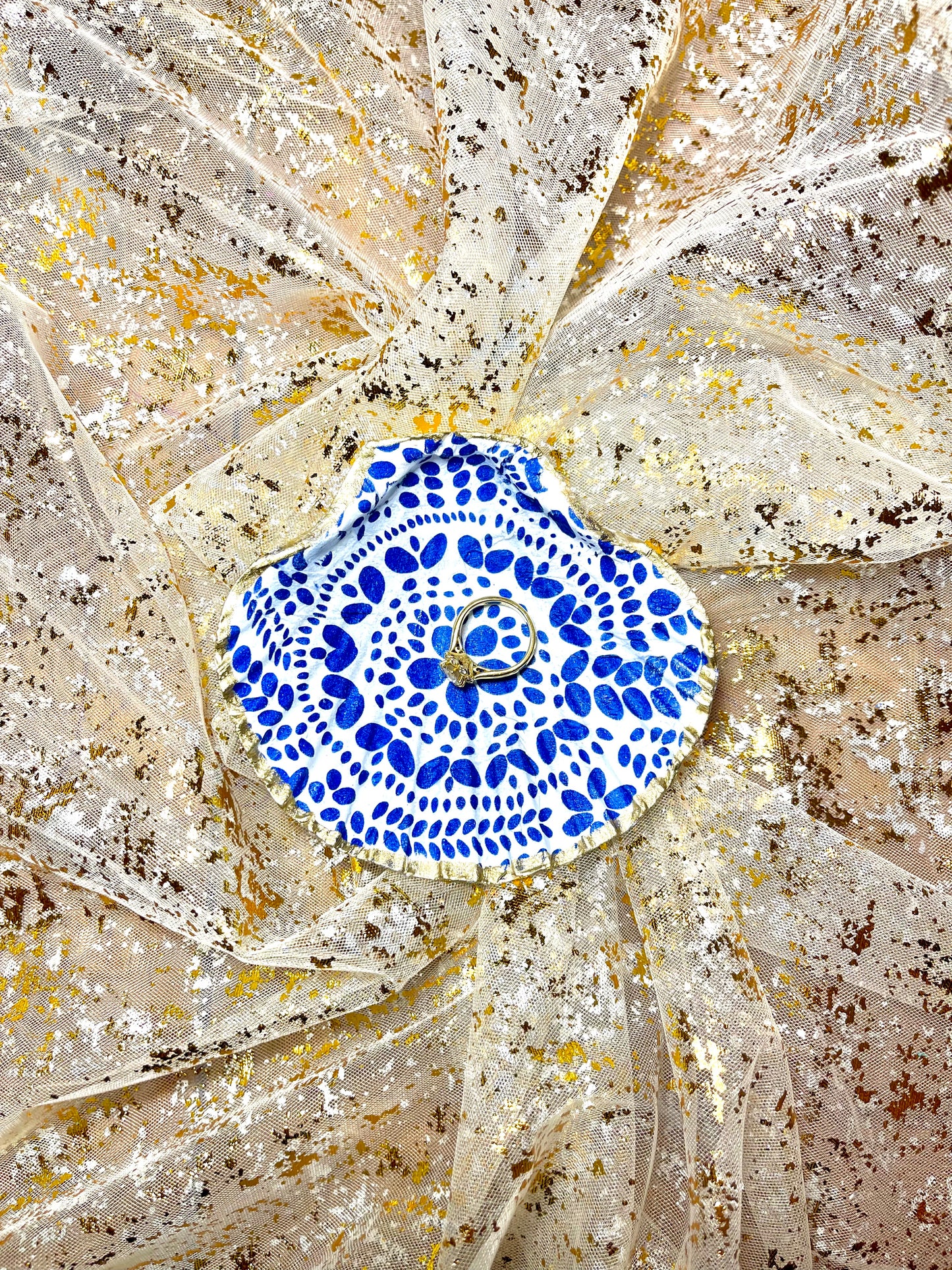 Blue & White Scallop Shell Ring Dish