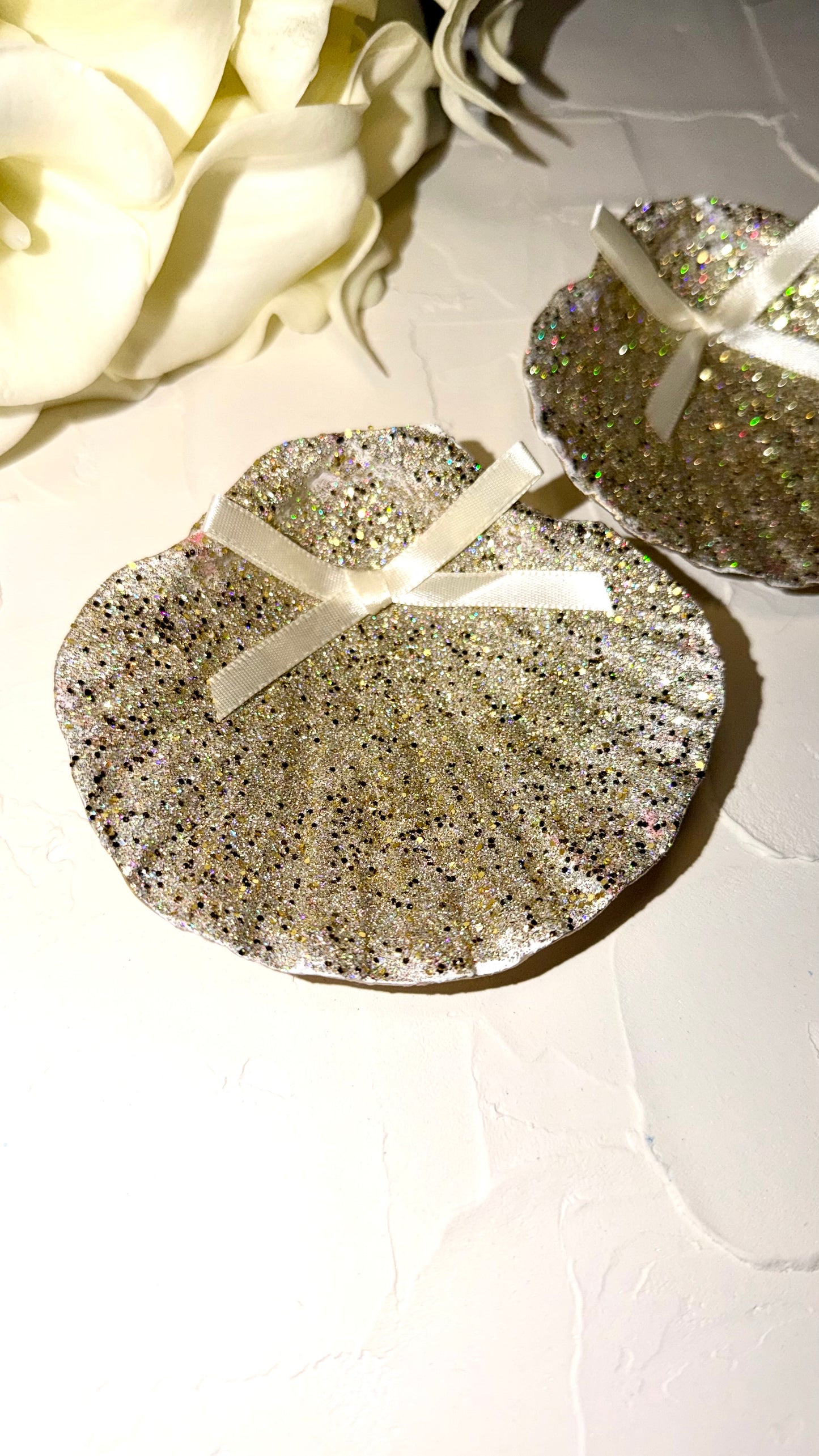 Glitter & Bow Ring Dish